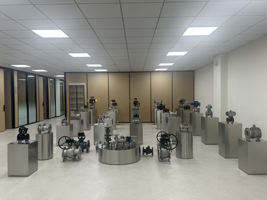 BAUTU sample showroom with ball valves, gear-operated and actuated valves, Wenzhou