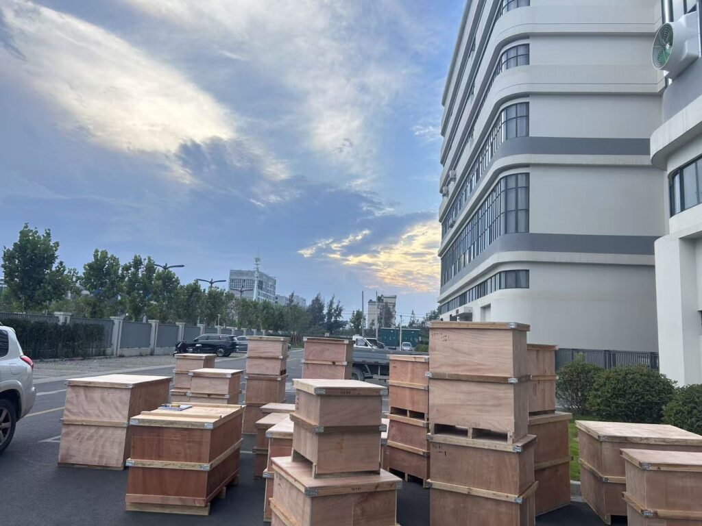 Export crates ready to ship in front of the BAUTU plant in Wenzhou