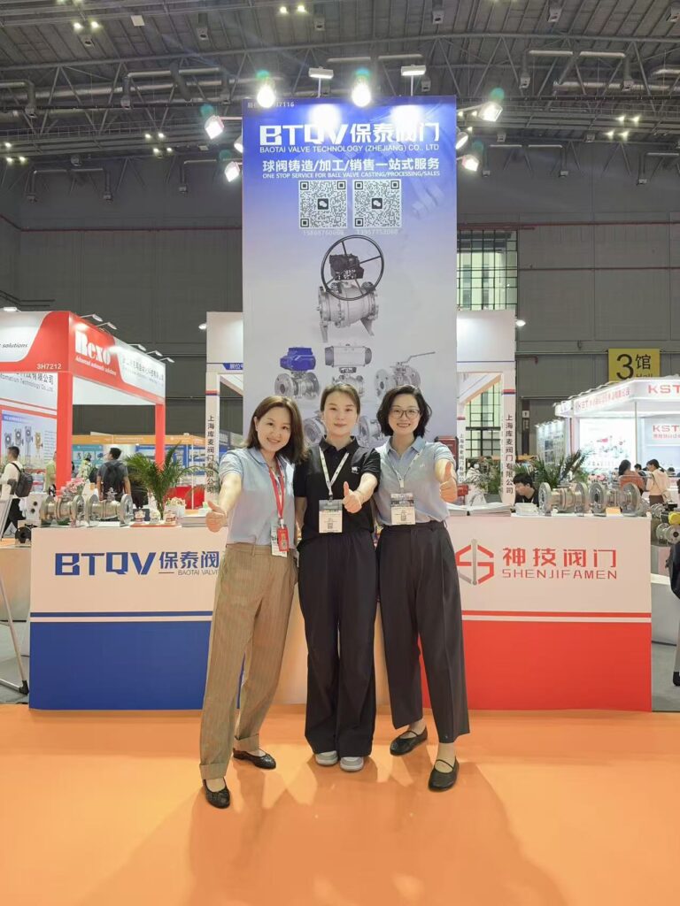BAUTU sales team at the BTQV booth at a valve trade show