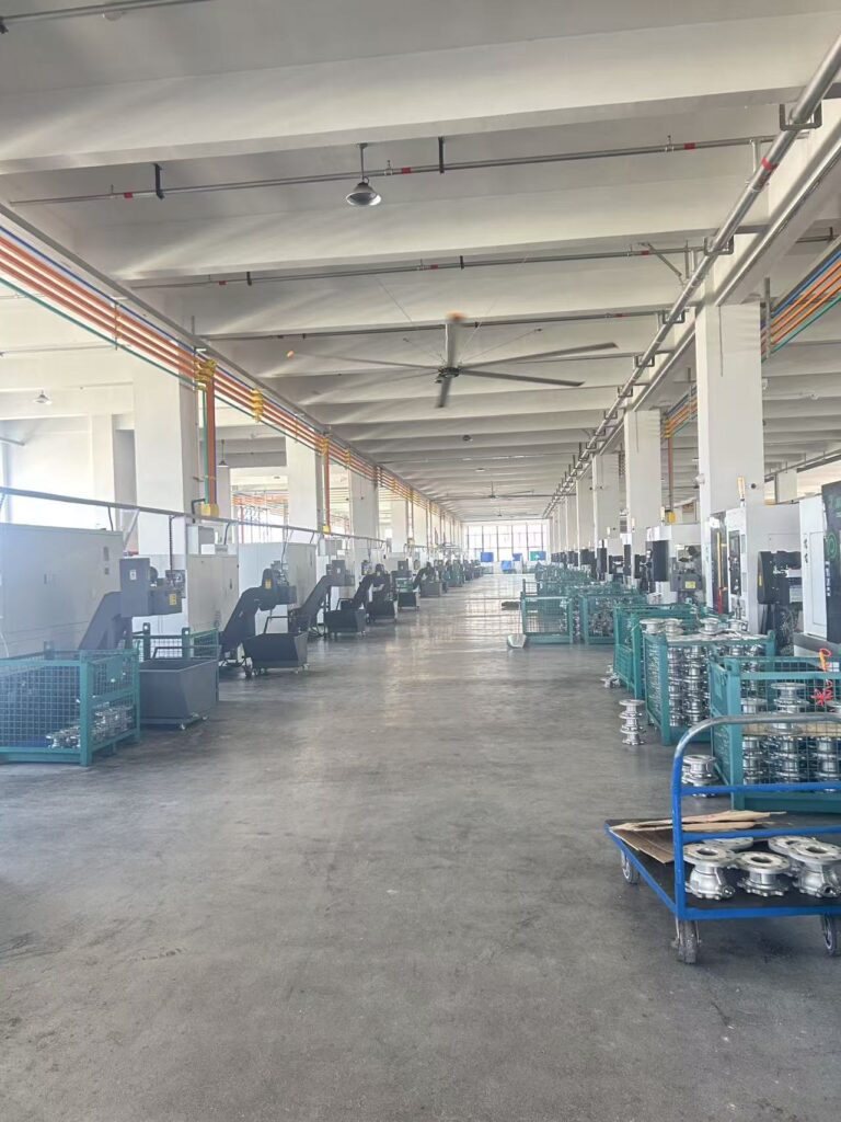 CNC machining hall for valve bodies at the BAUTU plant